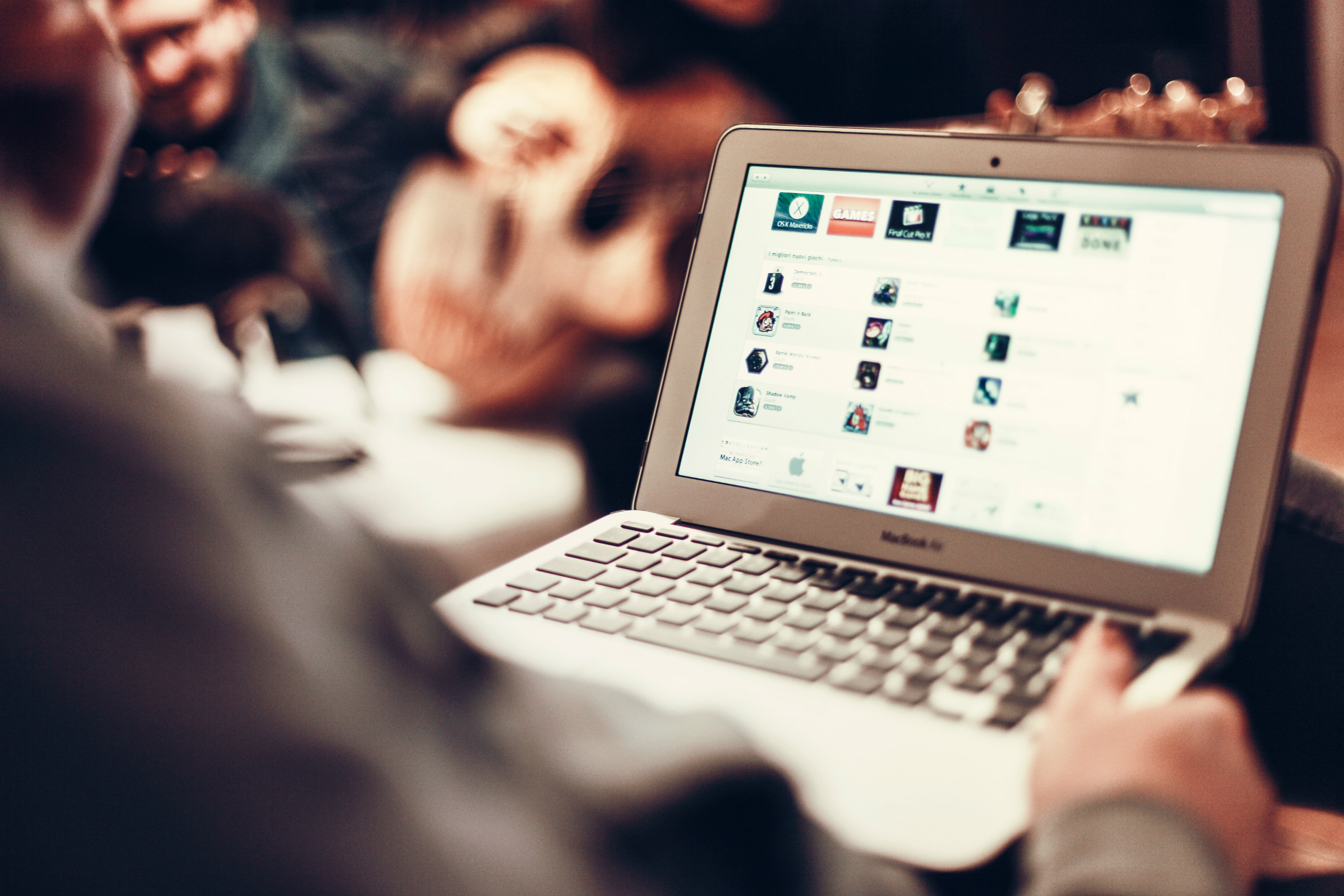 9 Essential Tips for Building Product Pages That Convert 9 Essential Tips for Building Product Pages That Convert